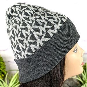 Michael Kors MK Signature Knitted Beanie Hat